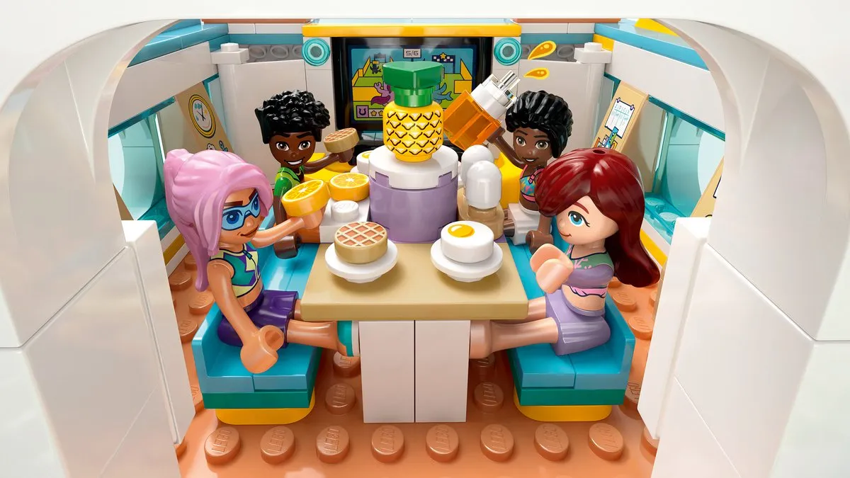 LEGO Friends Avontuurlijke Bootreis 42664 - 685 Stukken