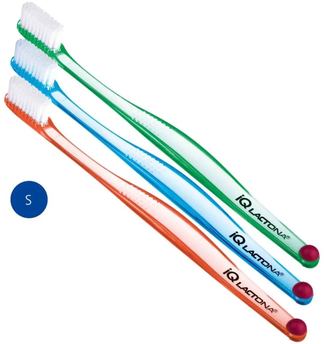 Lactona IQ Soft Tandenborstels - 18 Stuks (6x3) - Rood/Blauw/Groen