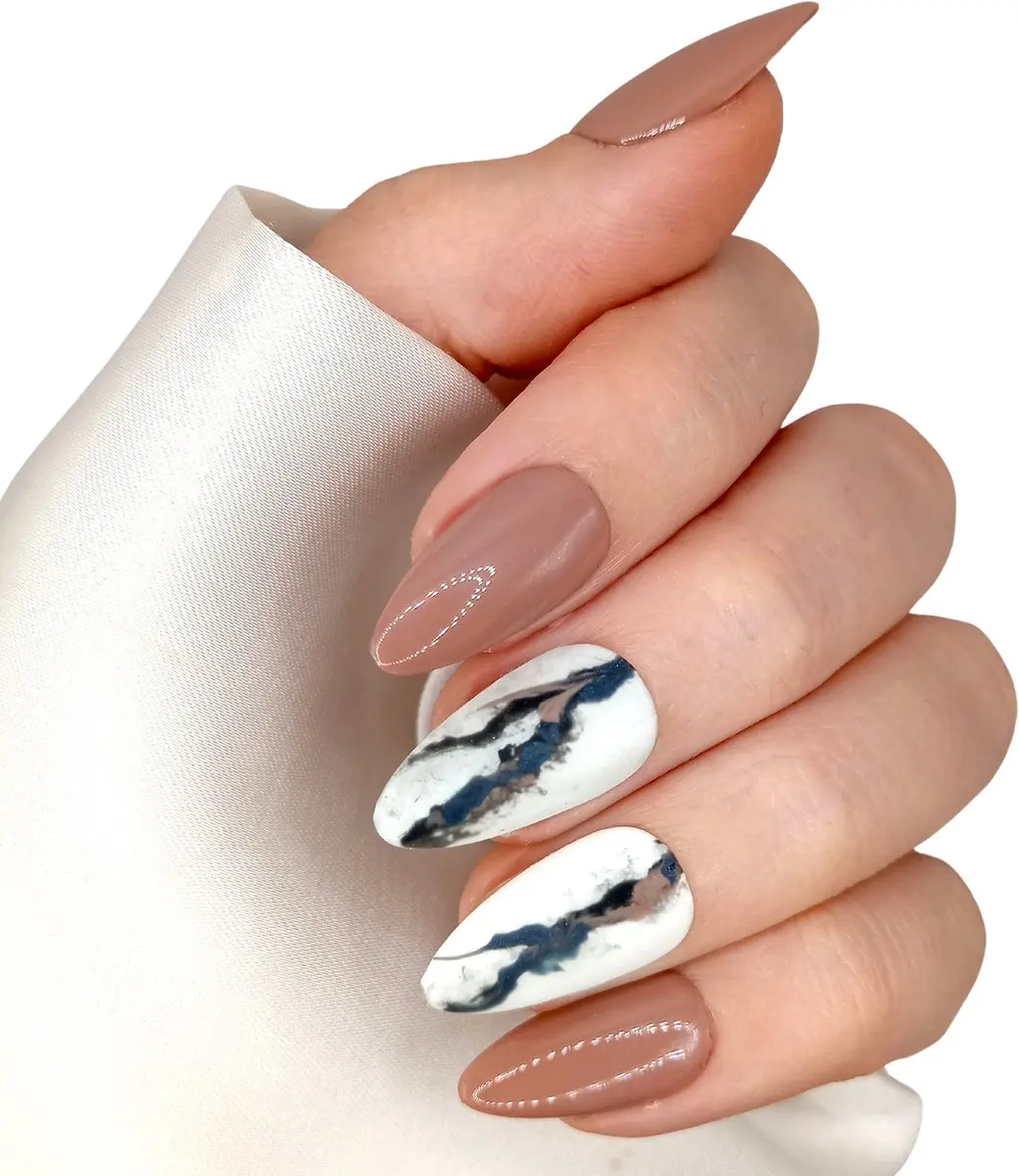 SD Press on Nails Nude Marble Plaknagels