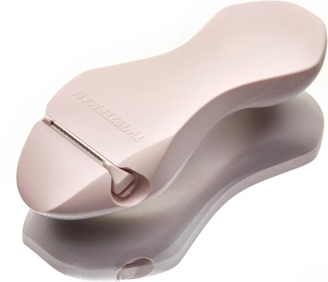 Tweezerman Gezichtsdermaplaner - Roze - 1 Stuks - afbeelding 6 van 6