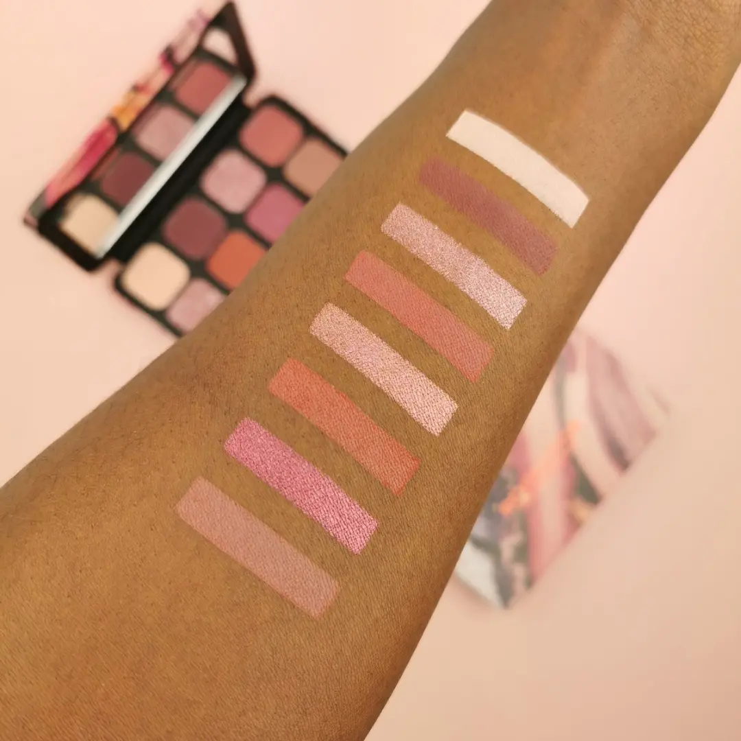 Makeup Revolution Forever Flawless Dynamic Allure - 8 Kleuren