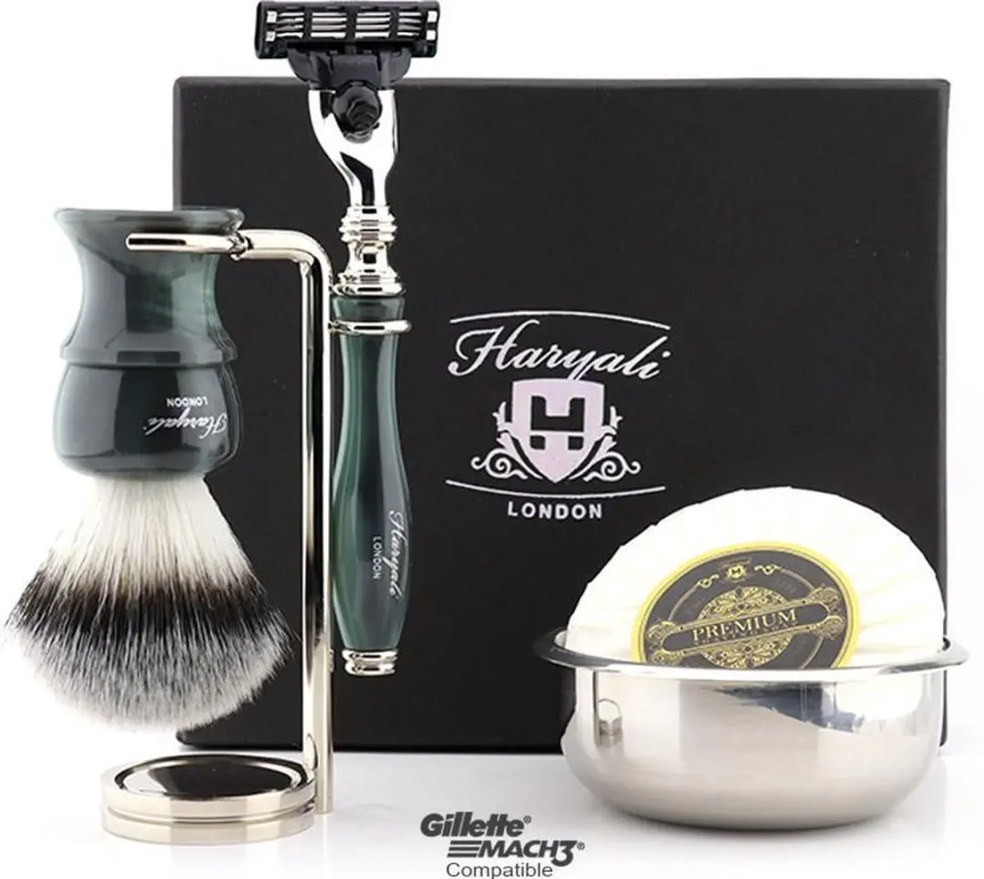 Haryali London Shaving Set