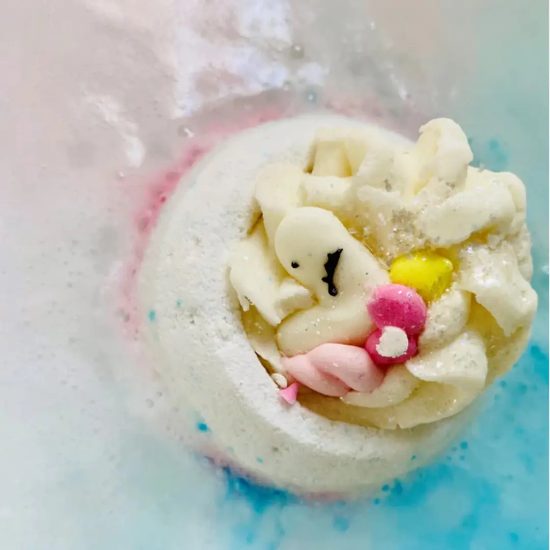 Bomb Cosmetics Unicorns & Halos Bath Blaster 120g