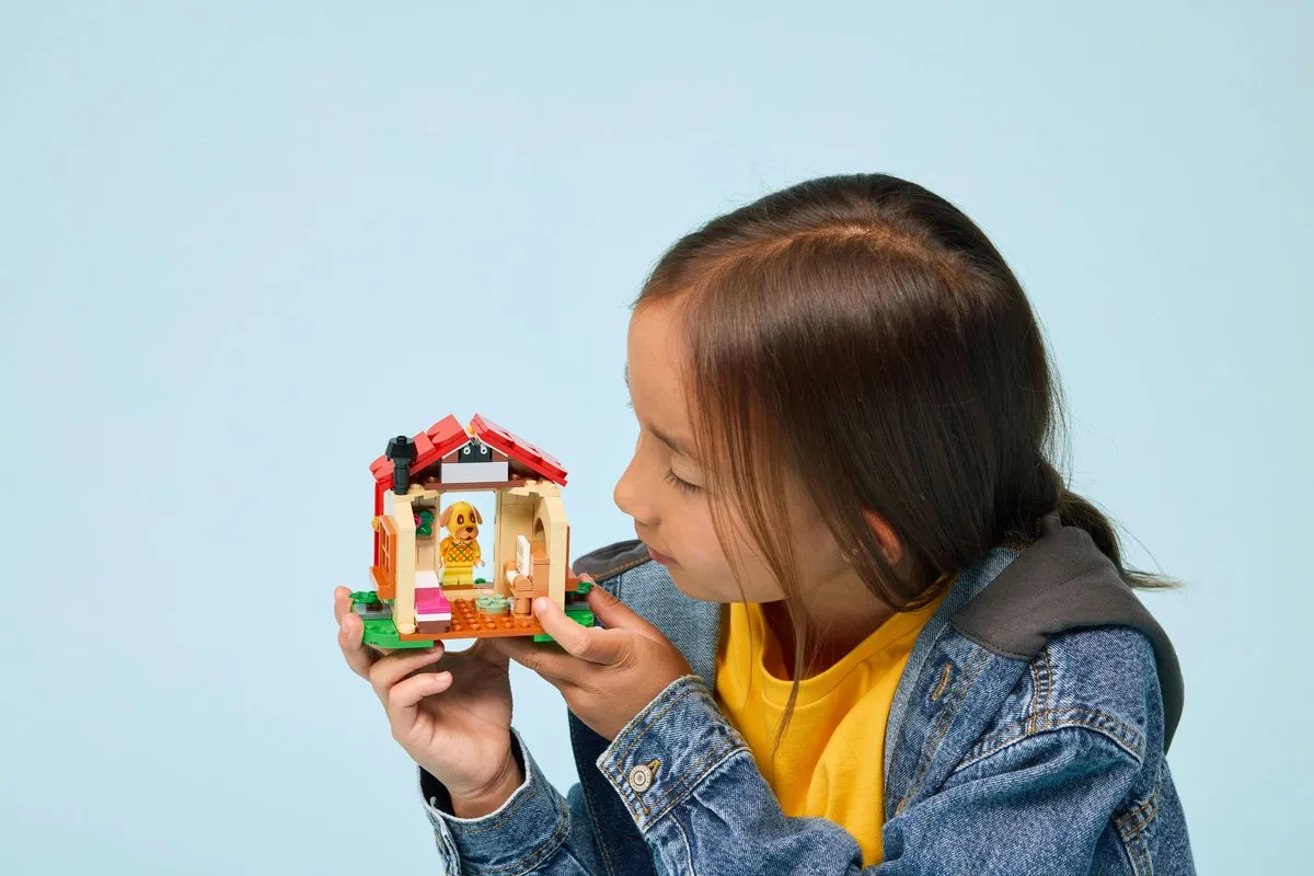 LEGO Animal Crossing Goldies Knusse Huisje 77058 - 149 Stukken - Multicolor
