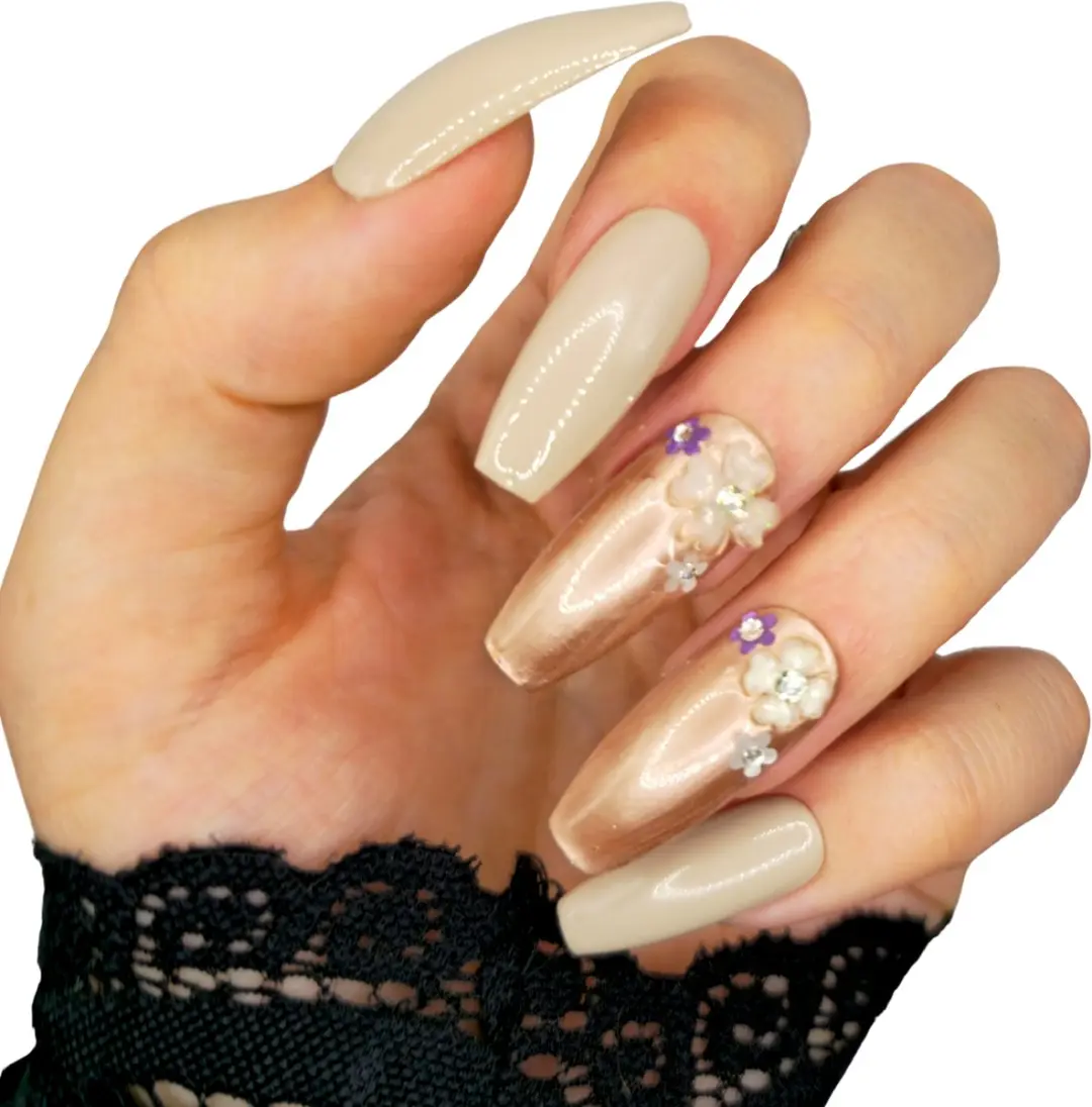 SD Press on Nails No. 11 Innocente XL Ballerina Coffin Plaknagels - 20 Stuks - Nude Bloemen
