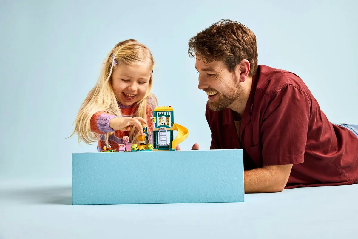 LEGO Bluey en Chloé Speeltuin Bouwset 11201 - 104 Stukken