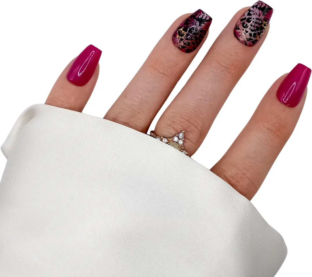 SD Press on Nails B-135 Magenta Glitter Coffin - 20 Stuks