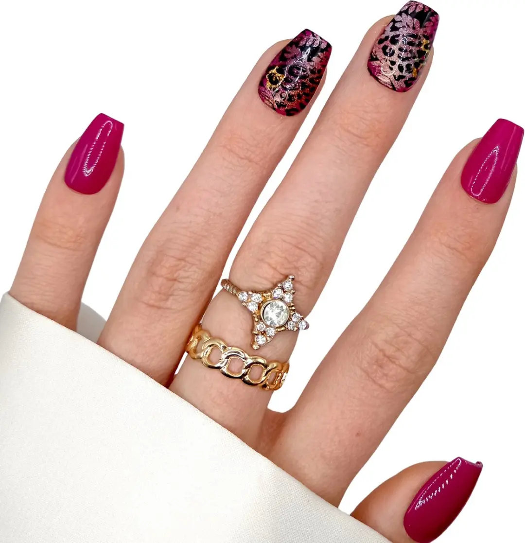 SD Press on Nails B-135 Magenta Glitter Coffin - 20 Stuks