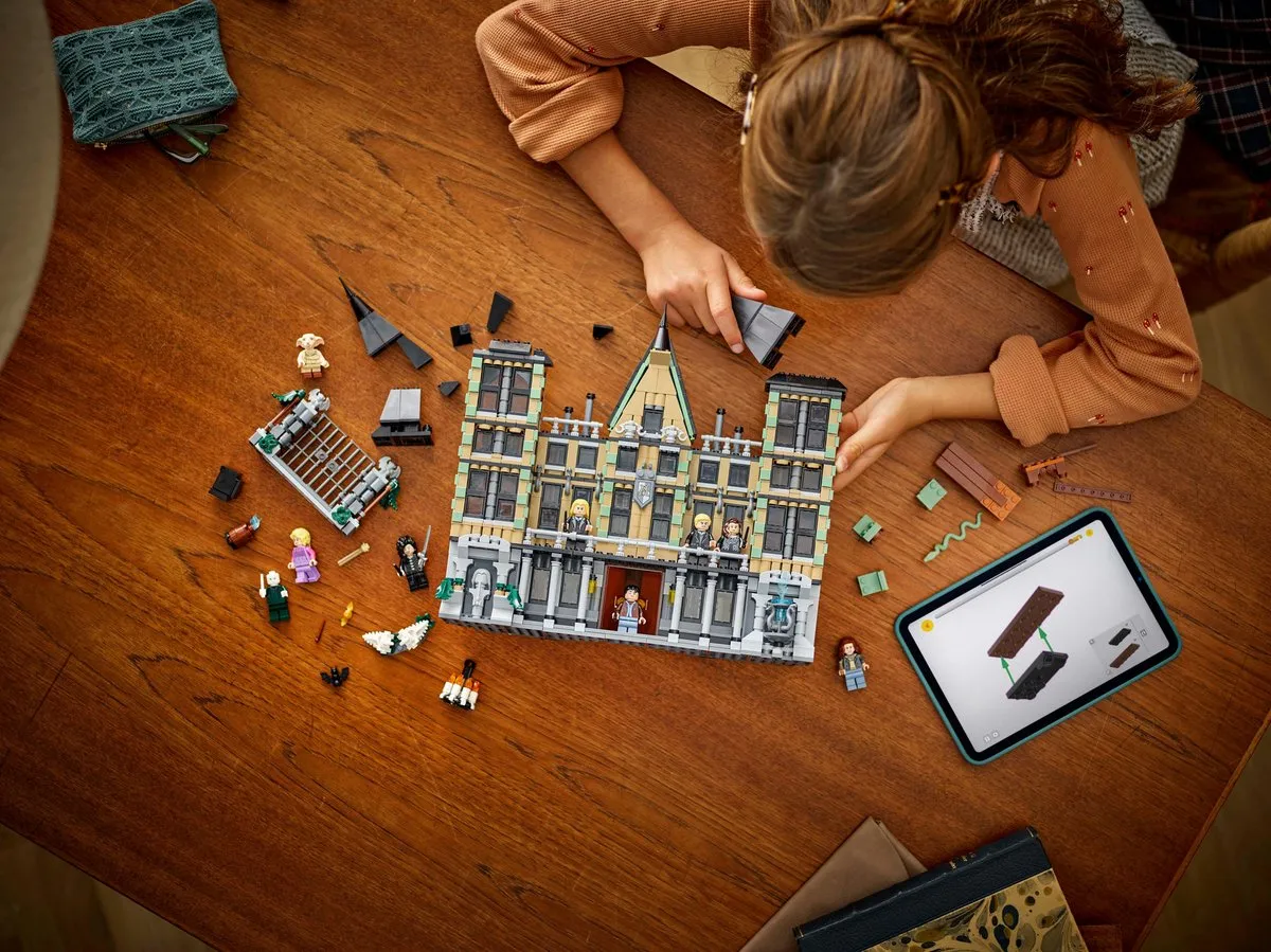 LEGO Harry Potter Villa Malfidus 76453 - 1601 Stukken - Meerkleurig