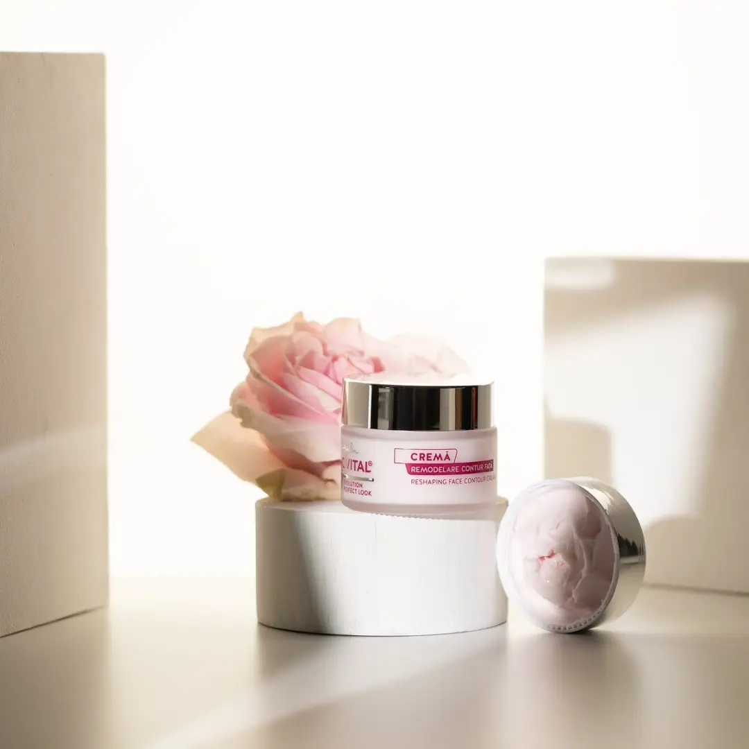 Gerovital GIFTSET Huidverzorging - Dagcrème Hyaluronzuur & Wilde Rozenolie - 2 Stuks