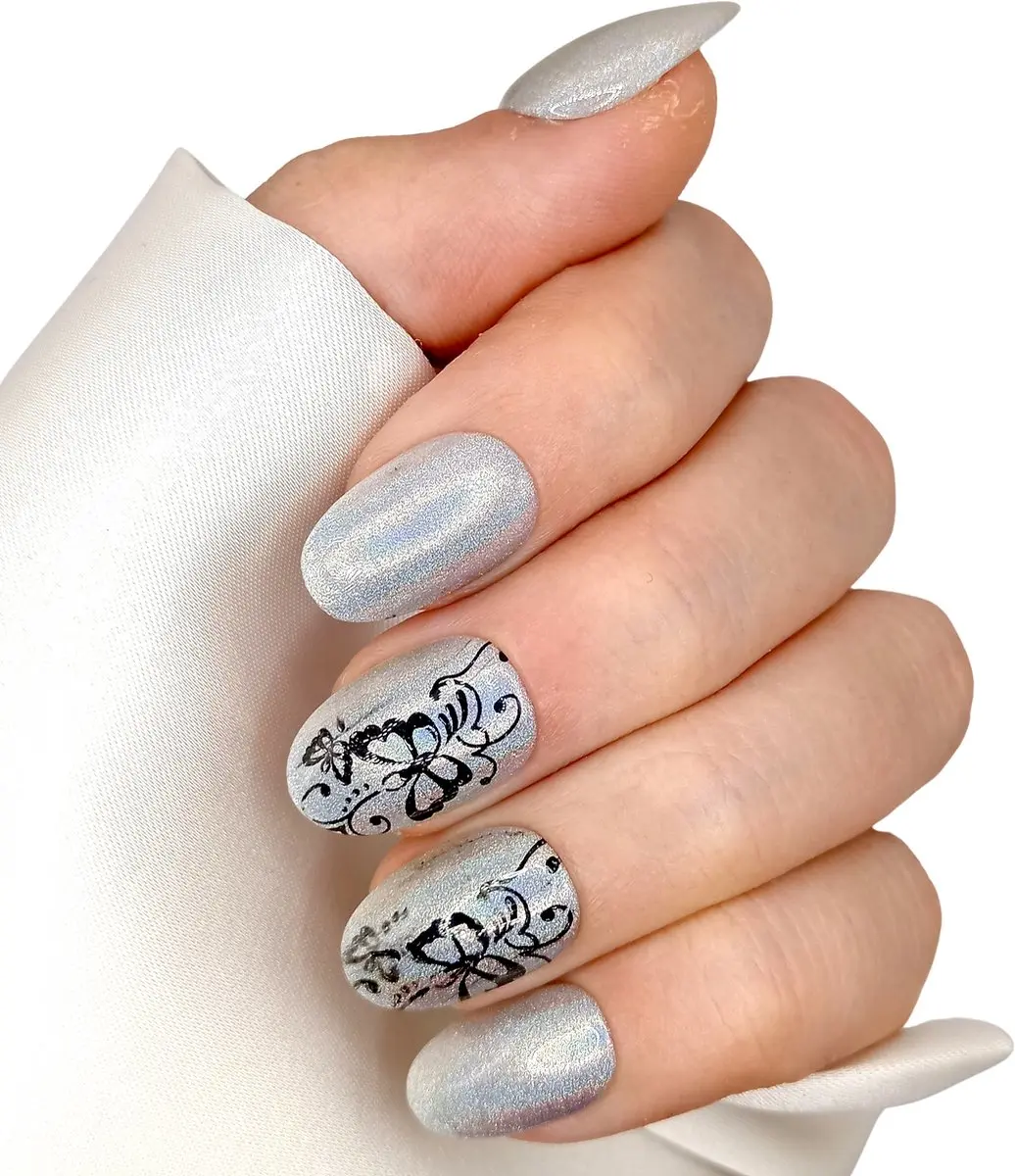 SD Press on Nails B-110 Holografisch Zilver Vlinder Nagelset