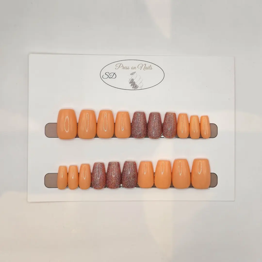 SD Press on Nails B-247 Plaknagels - Nude Glitter - 20 Stuks - Medium Coffin