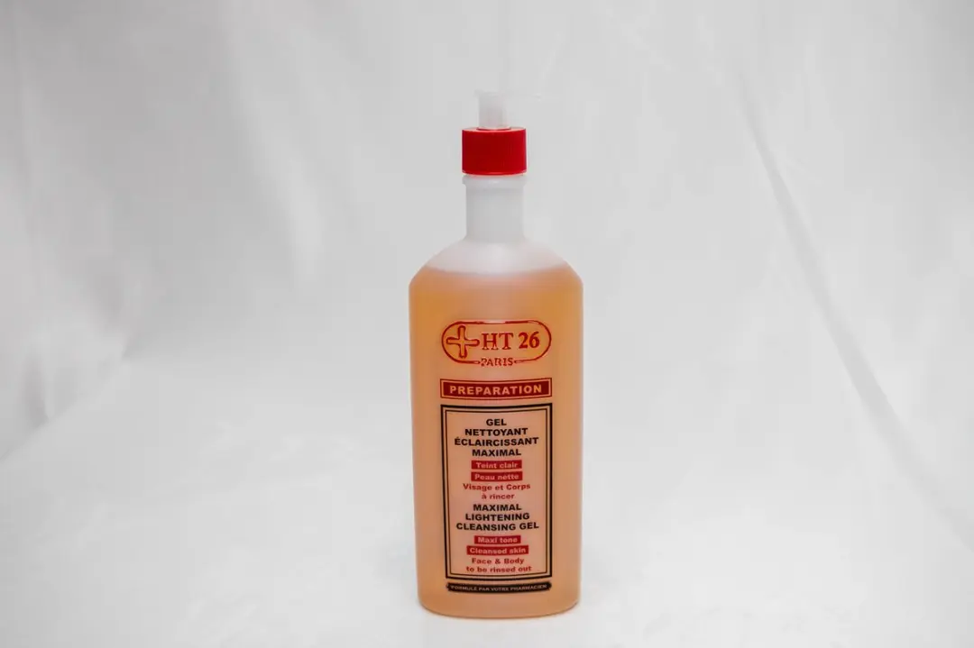 HT 26 Paris Gel Nettoyant Éclaircissant 500ml