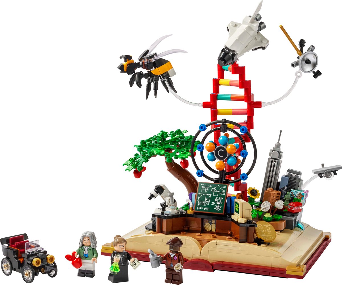 LEGO® Ideas De Evolutie van STEM, Wetenschappelijk Cadeau voor Volwassenen, Verzamelmodel met 3 Minifiguren Waaronder Marie Skłodowska-Curie 21355