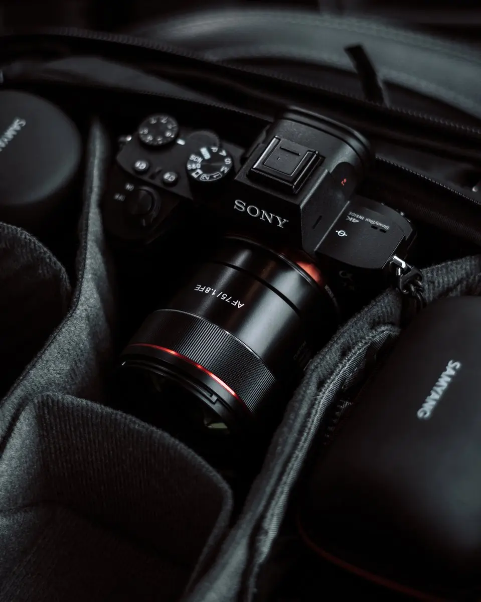 Samyang AF 75mm F1.8 Sony E Objectief - 58mm