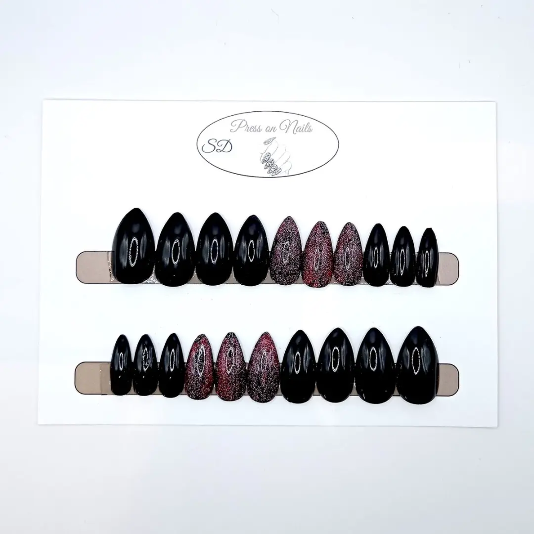 SD Press on Nails B-65 Plaknagels - 20 Stuks Zwart met Rode Glitters