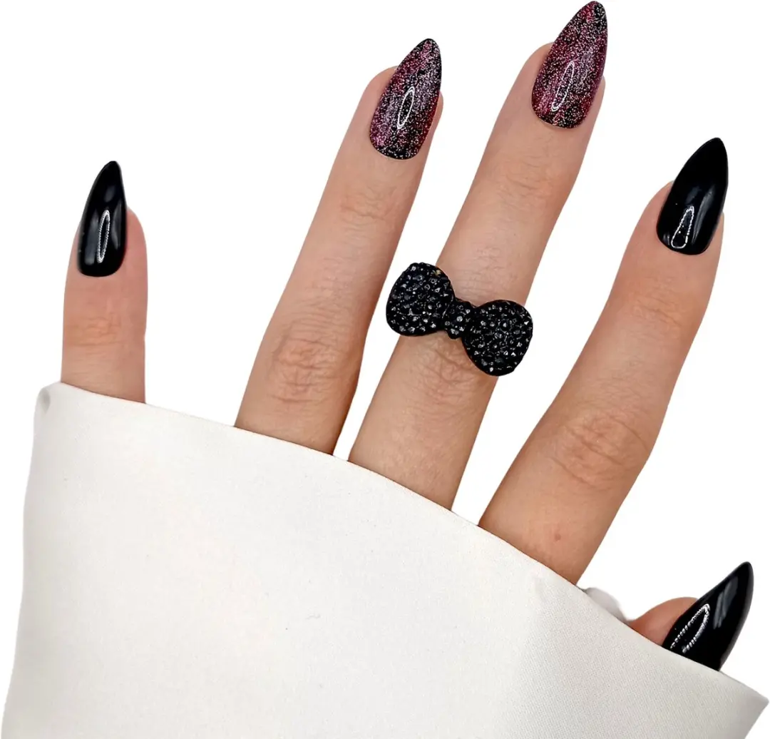 SD Press on Nails B-65 Plaknagels - 20 Stuks Zwart met Rode Glitters