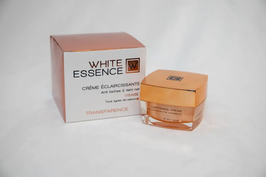 HT 26 Paris White Essence Crème Éclaircissante 50ml