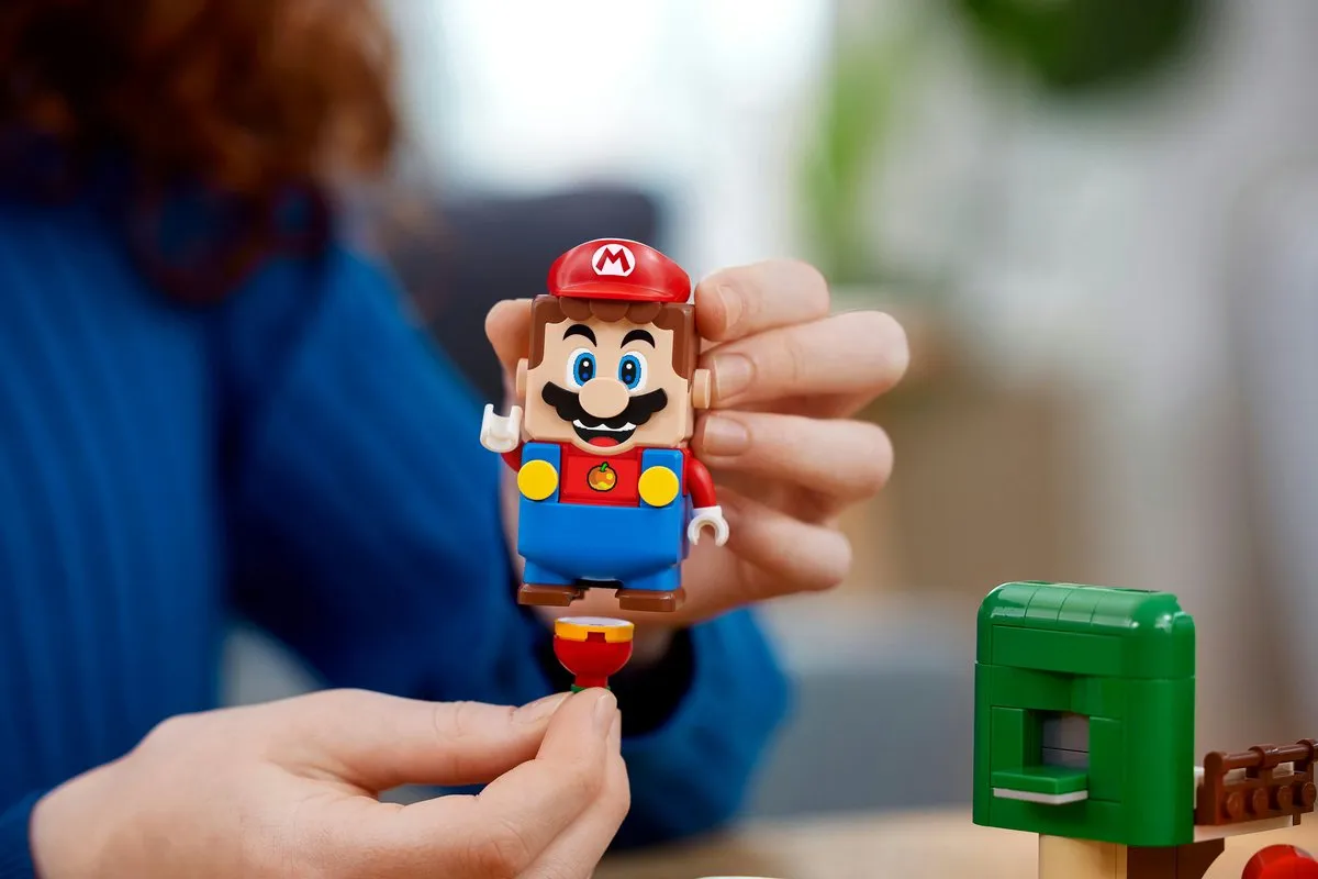 LEGO Super Mario Yoshi’s Cadeauhuisje 71406 - Meerkleurig