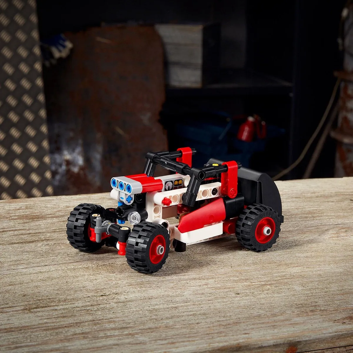 LEGO Technic Minigraver 42116 - 564 Stukken - afbeelding 4 van 6
