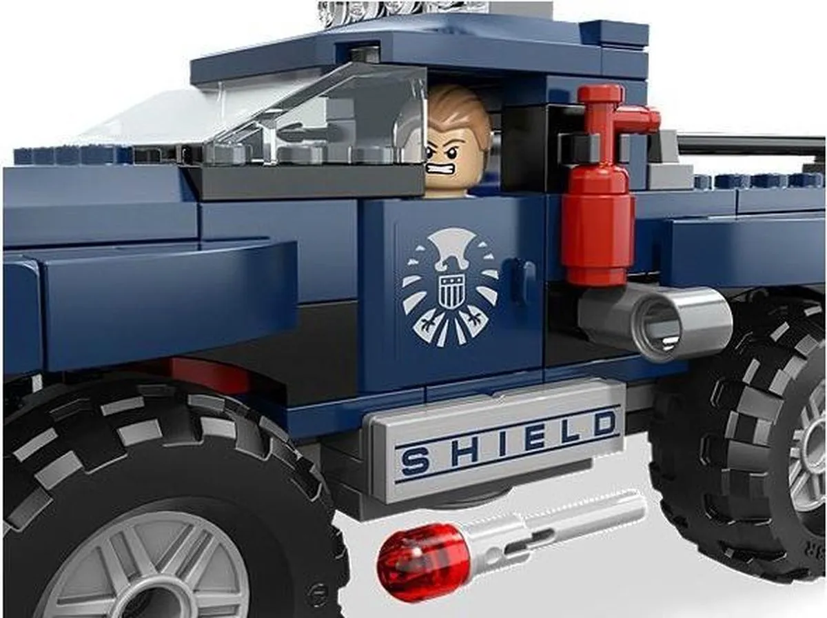 LEGO Loki's Kosmische Kubus Ontsnapping 6867 - 3 Minifiguren - afbeelding 6 van 6