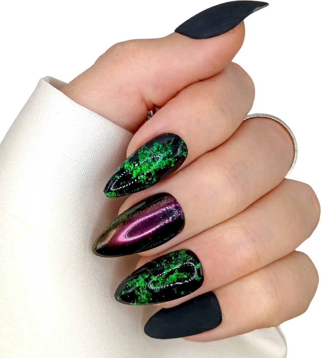 SD Press on Nails B-155 Plaknagels Medium Stiletto