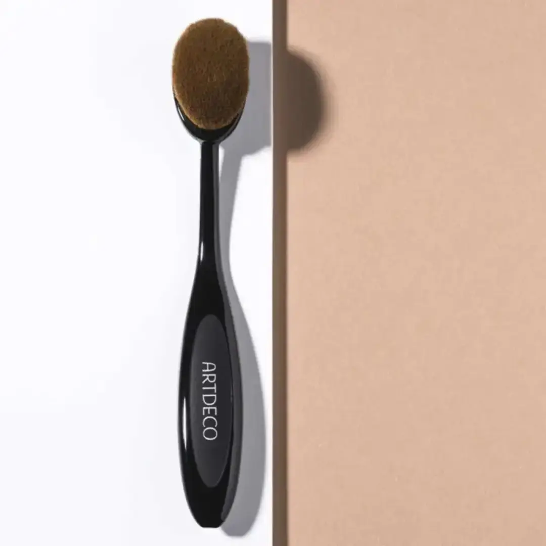 Artdeco Medium Oval Brush - Zwart
