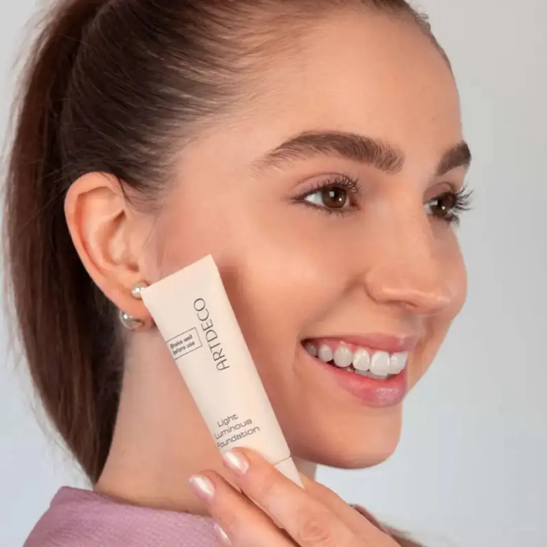 Artdeco Light Luminous Foundation 25ml - Warm Nude