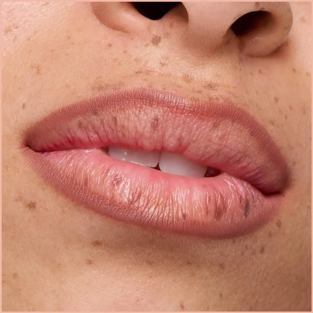 Essence Lippenpotlood 8H Matte Comfort 0.3ml - 10 THE Perfect Shade