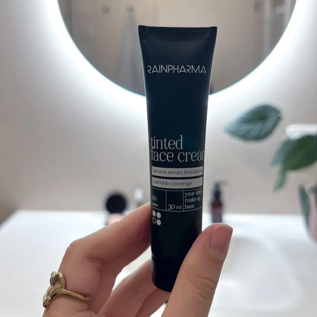 RainPharma Tinted Face Cream Hazel - 30ml