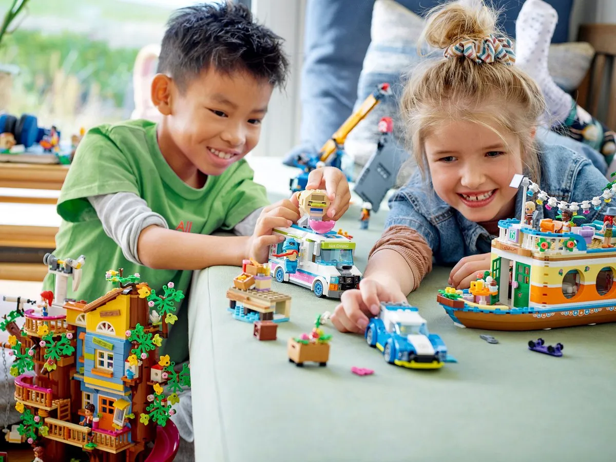 LEGO Friends Vriendschapsboomhut 41703 - 1114 Stukken