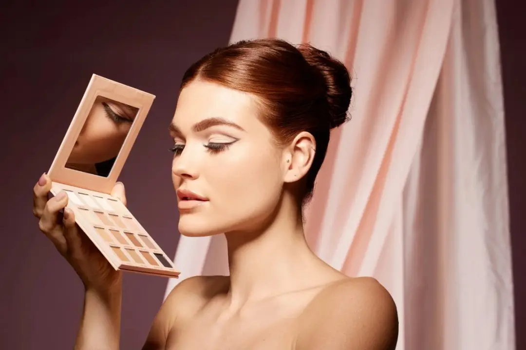 Sosu All Matte Everything Oogschaduw Palette - 16 Kleuren - 32g
