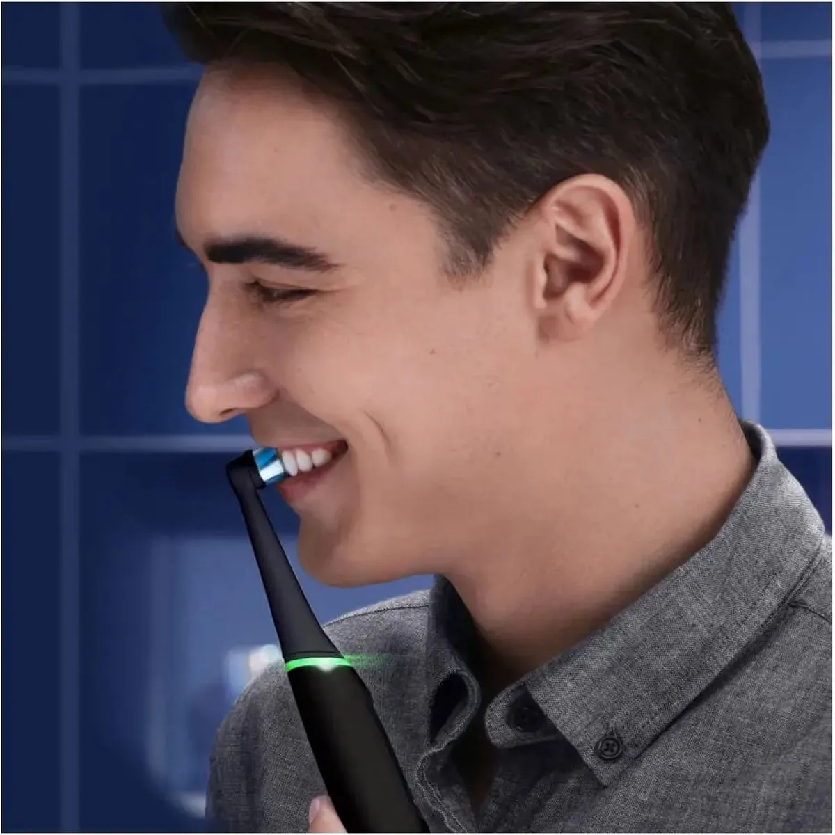 Oral-B iO Series 6N Elektrische Tandenborstel - Black Lava