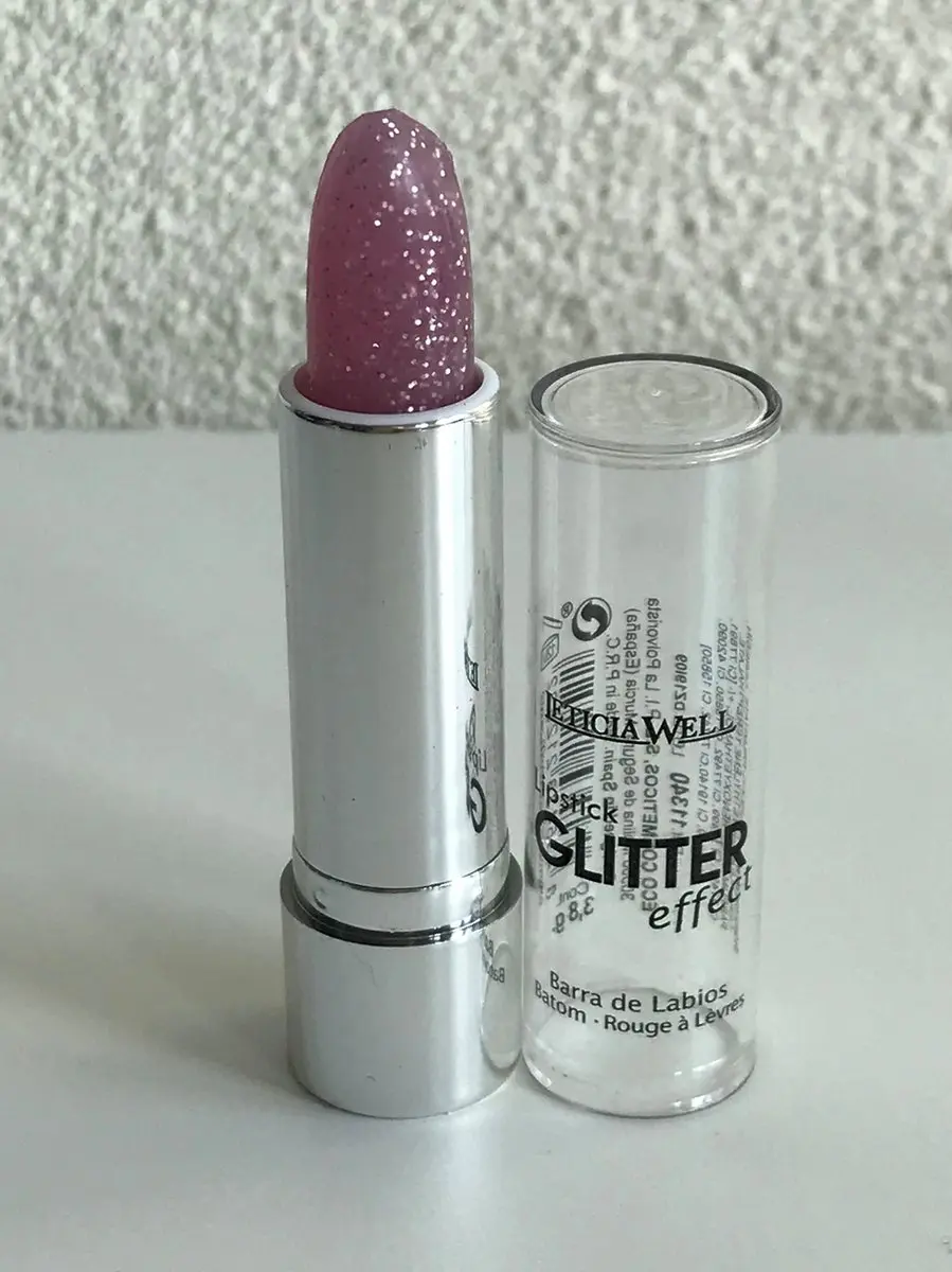 Leticia Well Glitter Lipstick 14