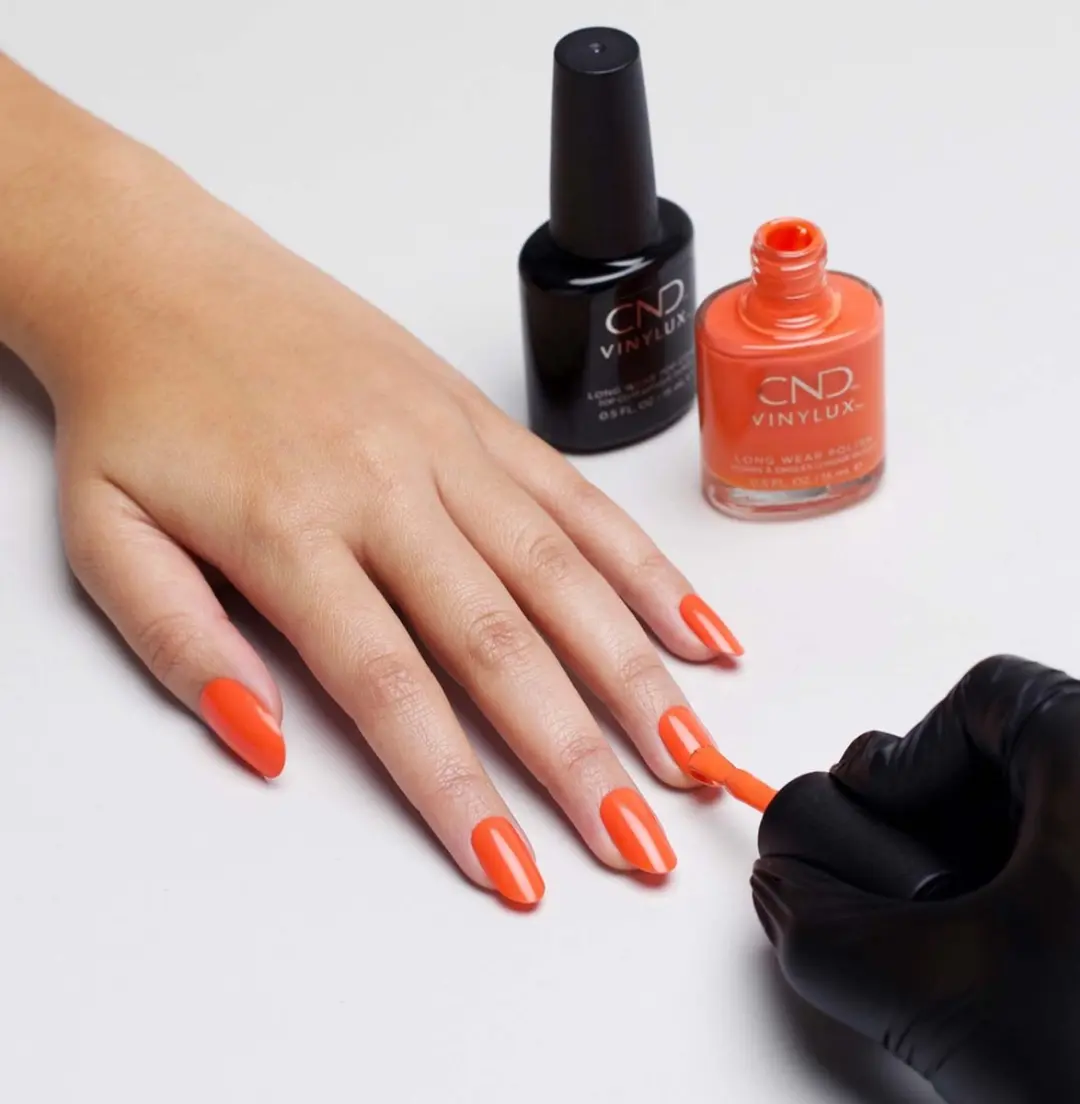 CND Vinylux B-Day Candle Nagellak #322 - 15ml