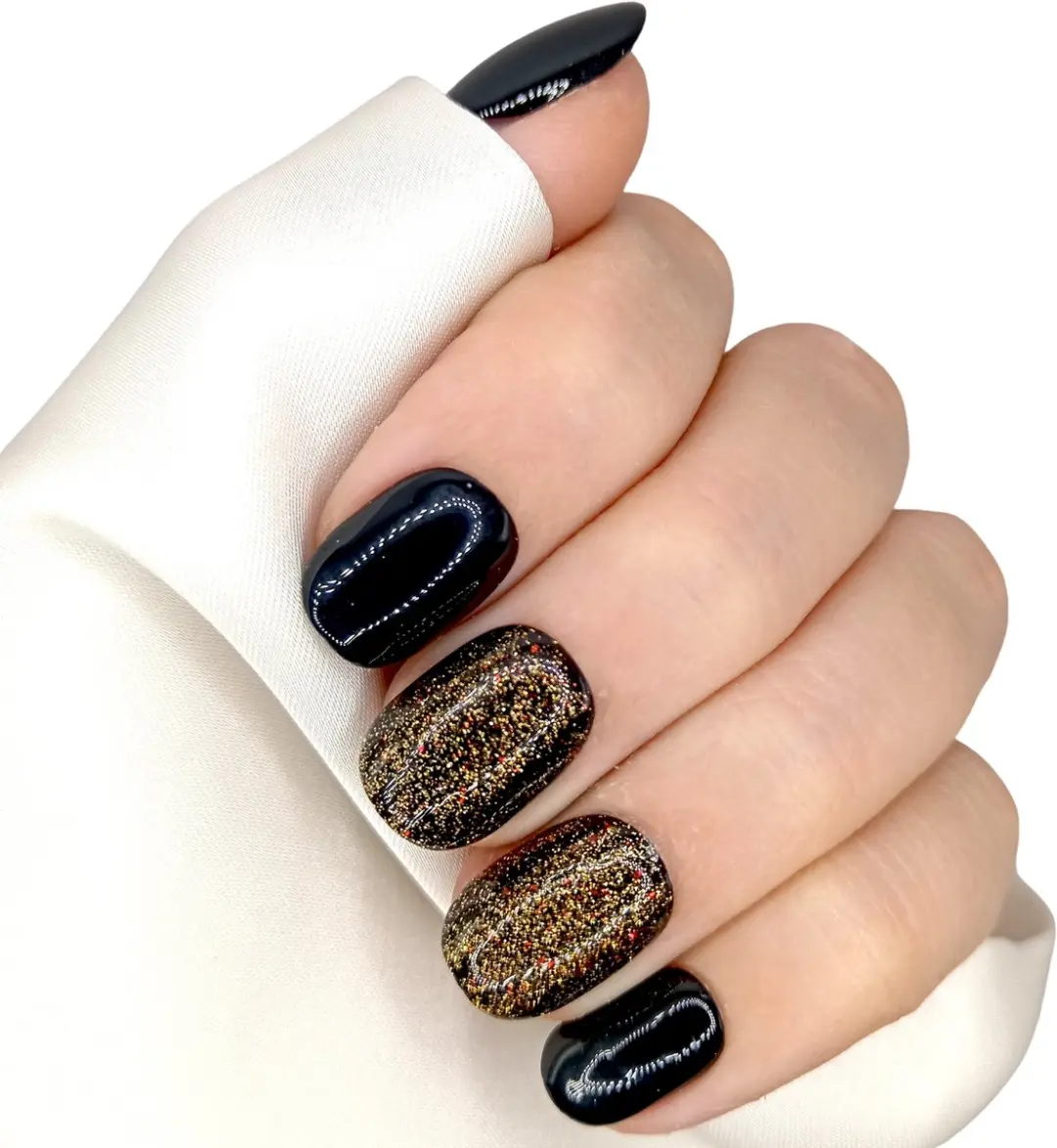 SD Press on Nails Zwart Glitter Goud Nagelset