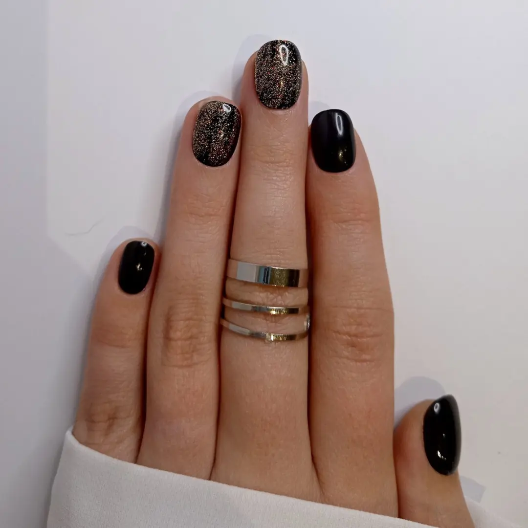 SD Press on Nails Zwart Glitter Goud Nagelset - 20 Stuks - XS