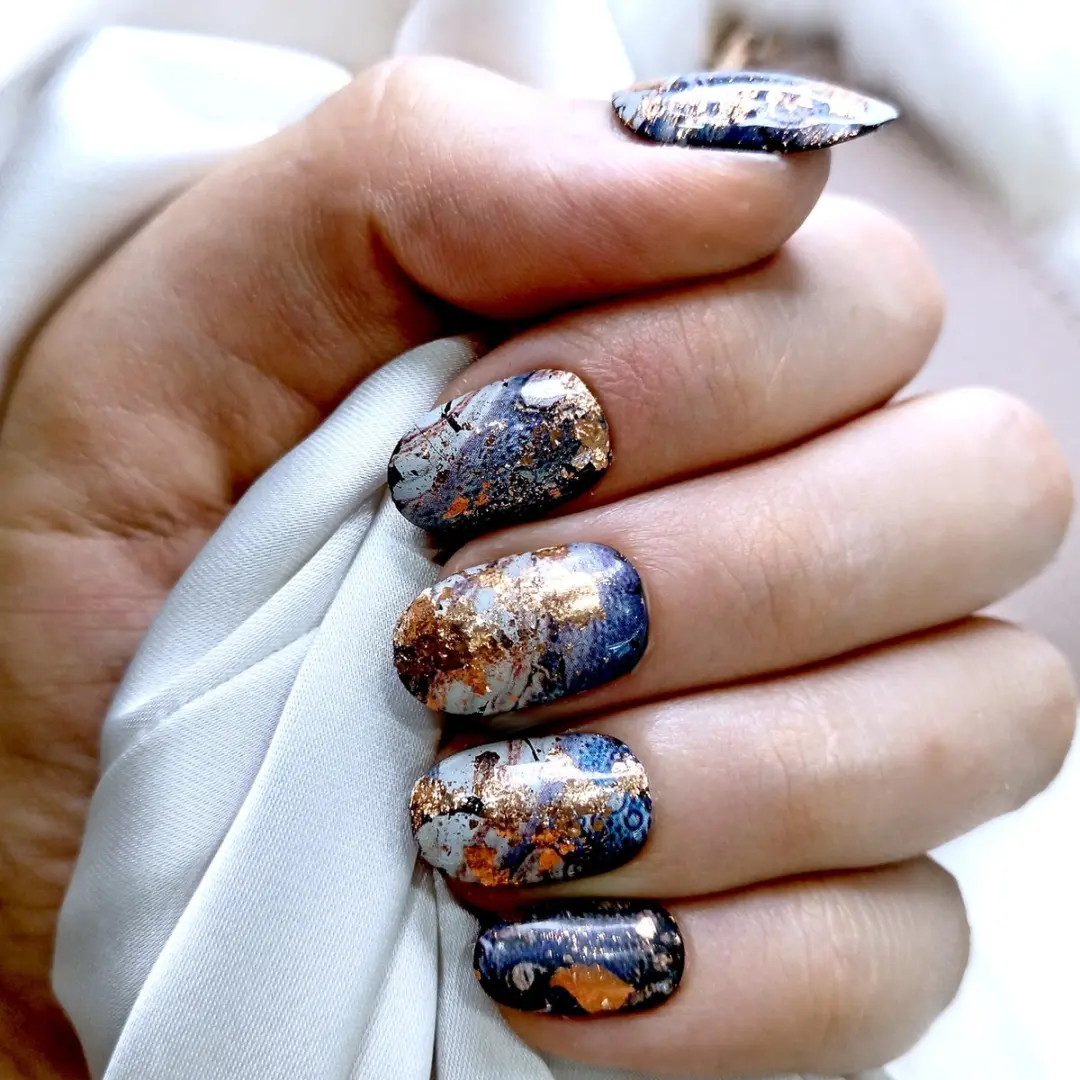 SD Press on Nails No. 82 Sacrifice Plaknagels - 20 Stuks - Blauw/Goud