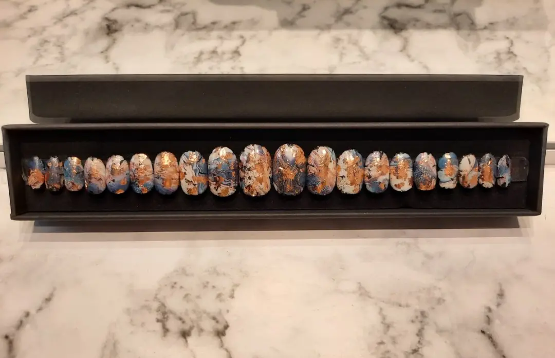 SD Press on Nails No. 82 Sacrifice Plaknagels - 20 Stuks - Blauw/Goud