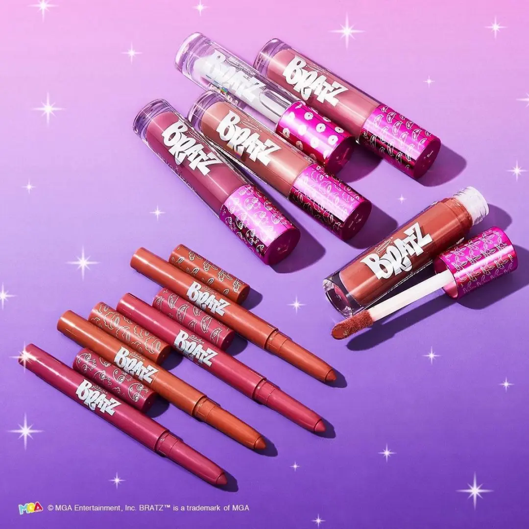 Makeup Revolution x Bratz Lip Crayon Sasha - Bruin
