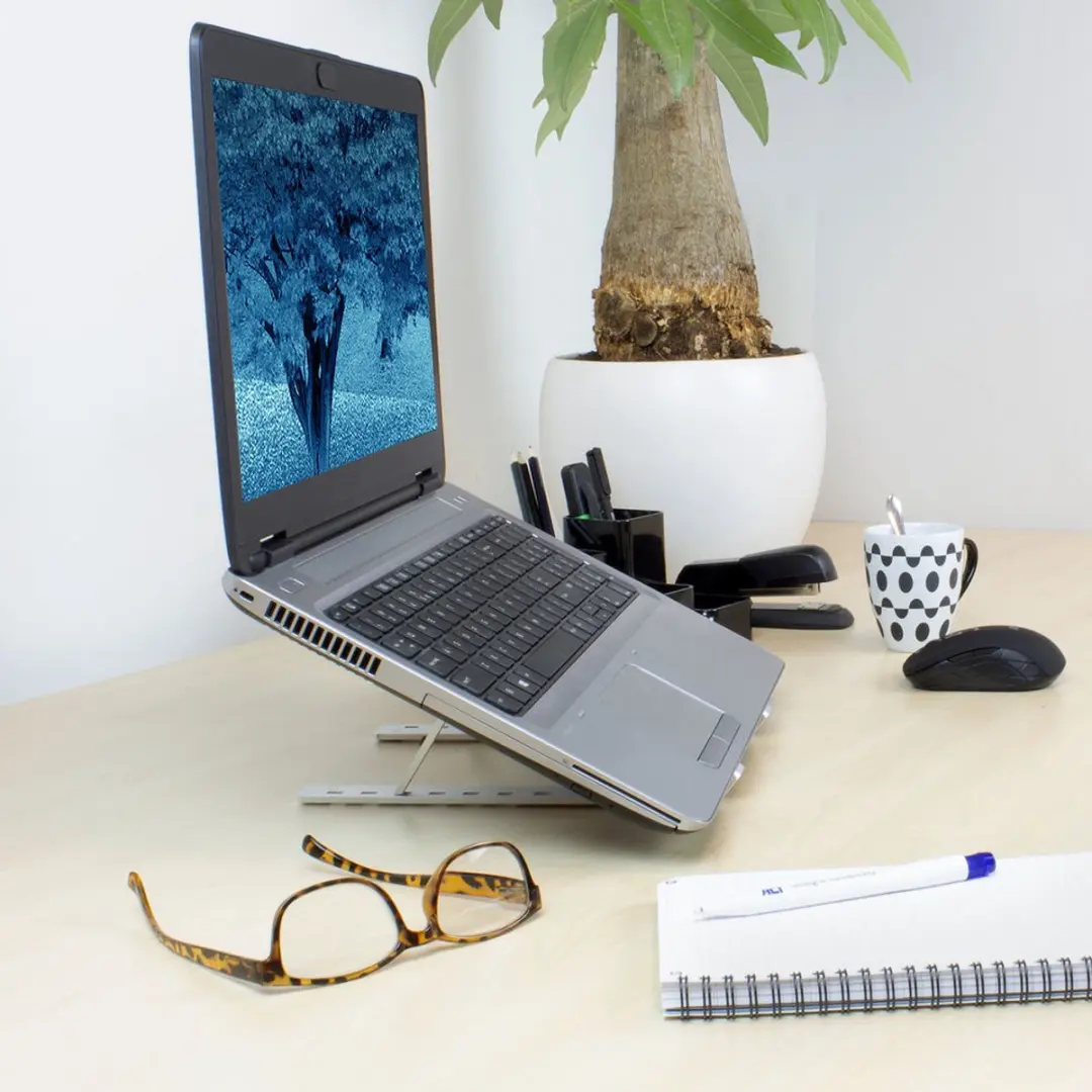 ACT AC8120 Laptopstandaard 15.6" - Opvouwbaar Aluminium - Zilver - afbeelding 6 van 6