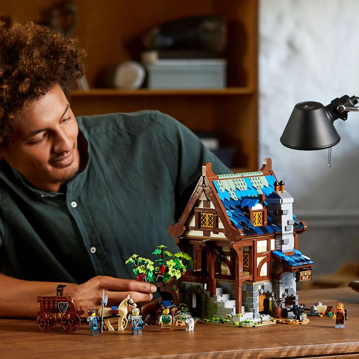 LEGO Ideas Middeleeuwse Smid 21325 - 2164 Stukken