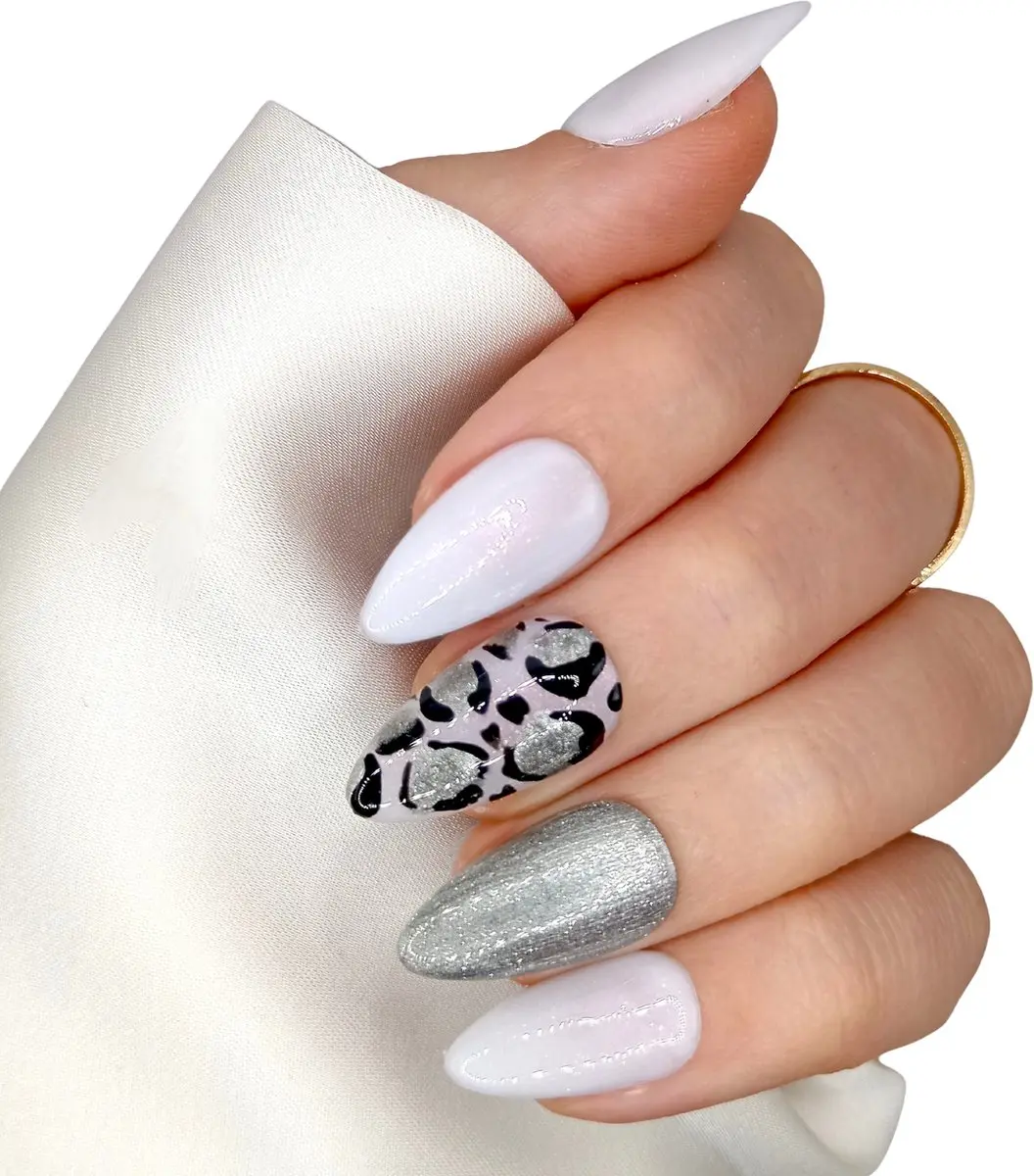 SD Press on Nails B-175 Plaknagels Stiletto Wit Zilver