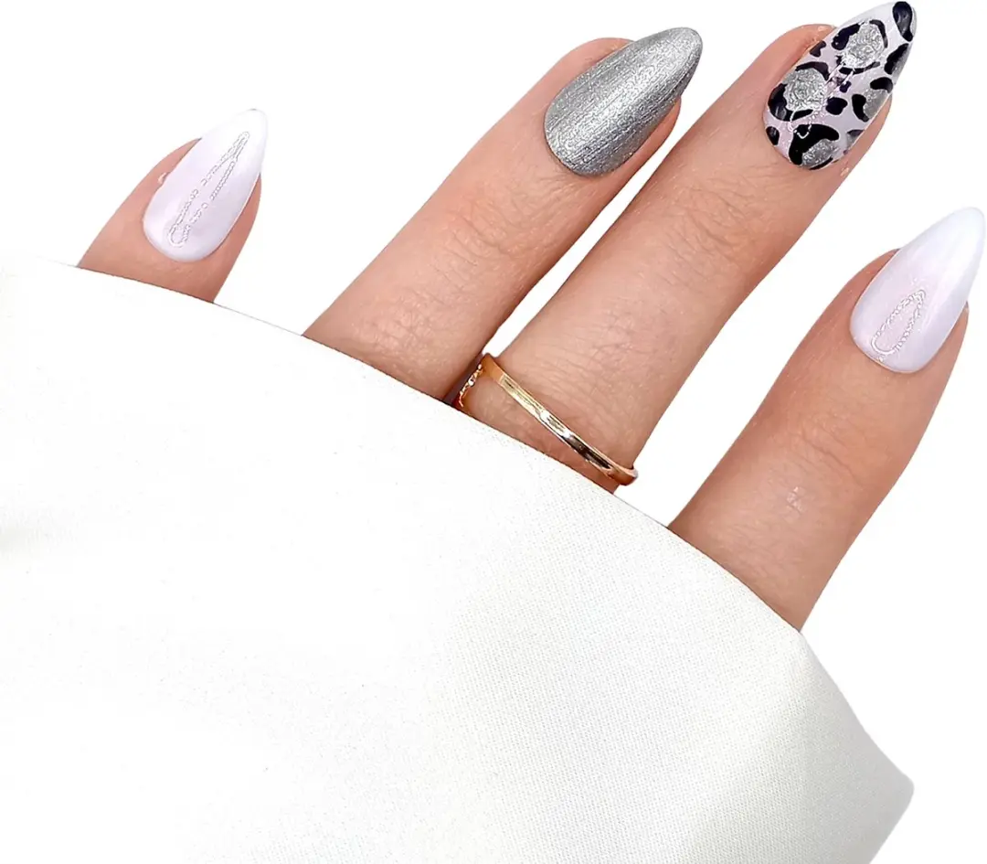 SD Press on Nails B-175 Plaknagels Stiletto Wit Zilver - 20 Stuks