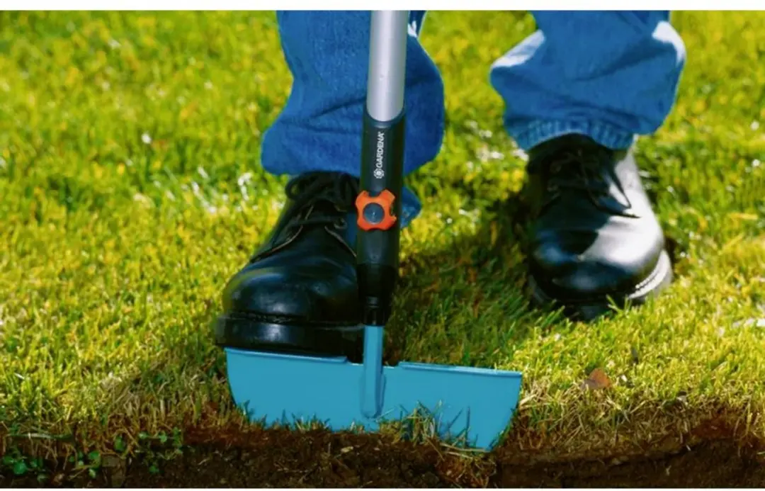 Gardena Combisystem Graskantafsteker 130cm - afbeelding 6 van 6