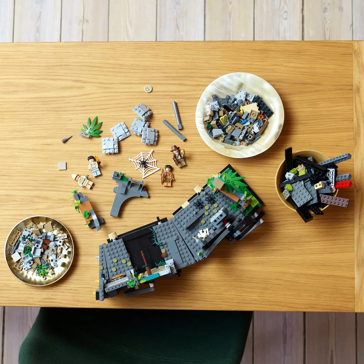 LEGO Indiana Jones Tempel van het Gouden Beeld 77015 - 1545 Stukken