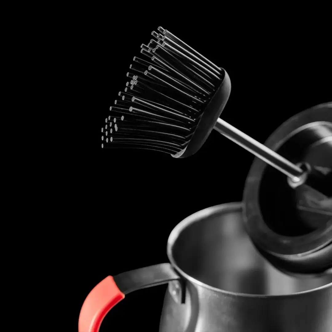 Kamado Joe Basting Pot met Borstel - Zilver/Rood