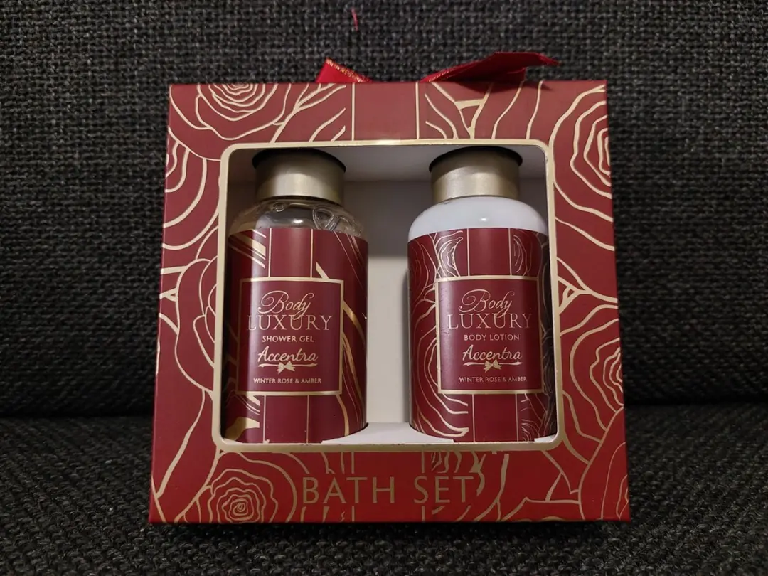 Accentra Winter Rose & Amber Bath Set - Douchegel & Bodylotion 2x100ml