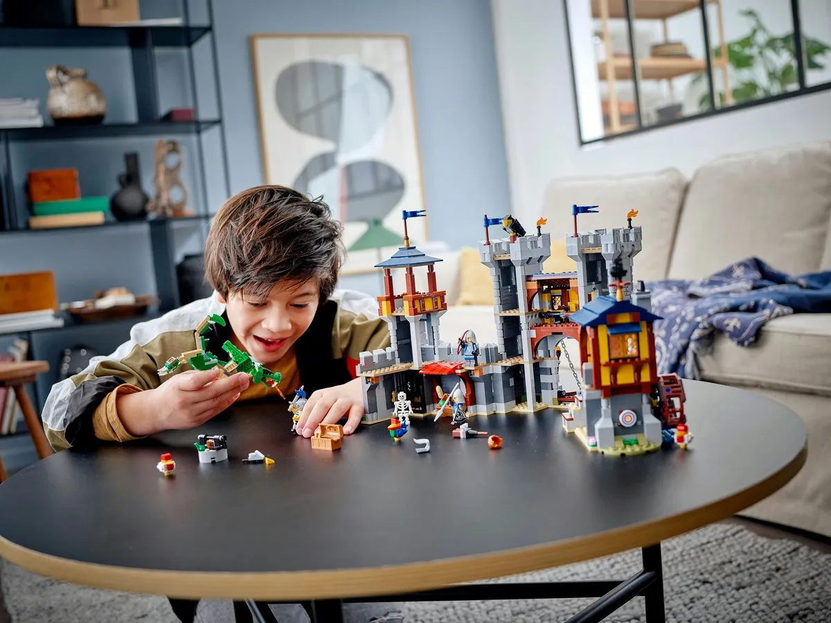 LEGO Creator 31120 Middeleeuws Kasteel - 1426 Stukken - afbeelding 2 van 6