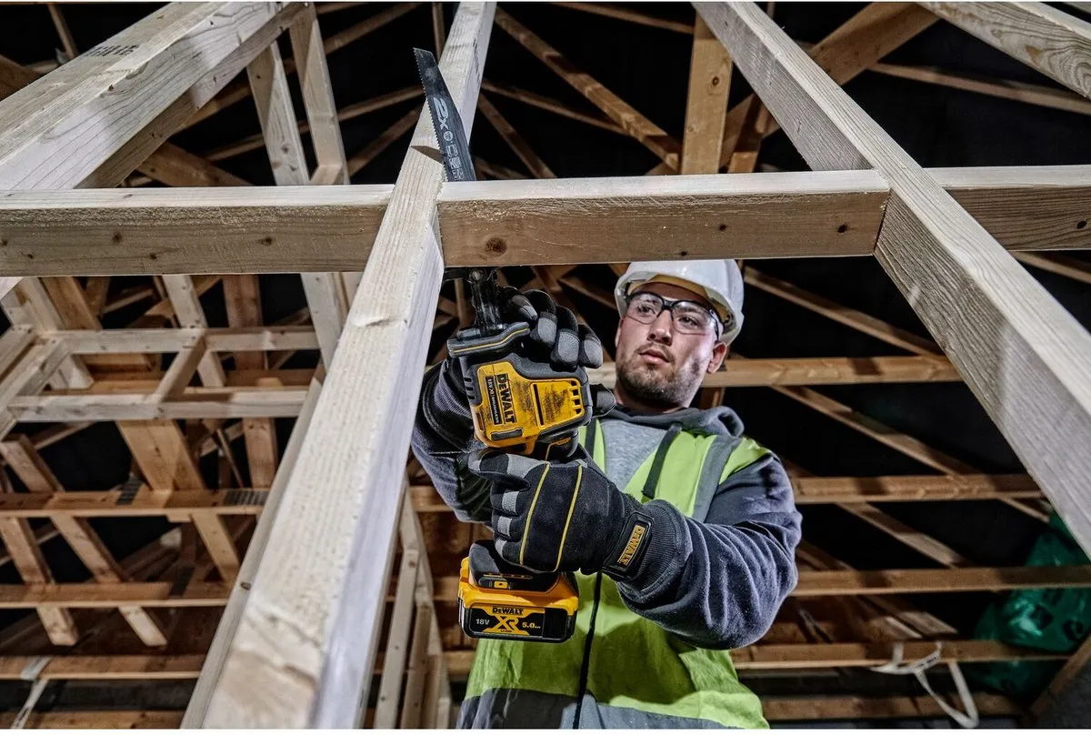 DeWalt DCS369P2 Reciprozaag 18V XR - 2x 5.0Ah - TSTAK